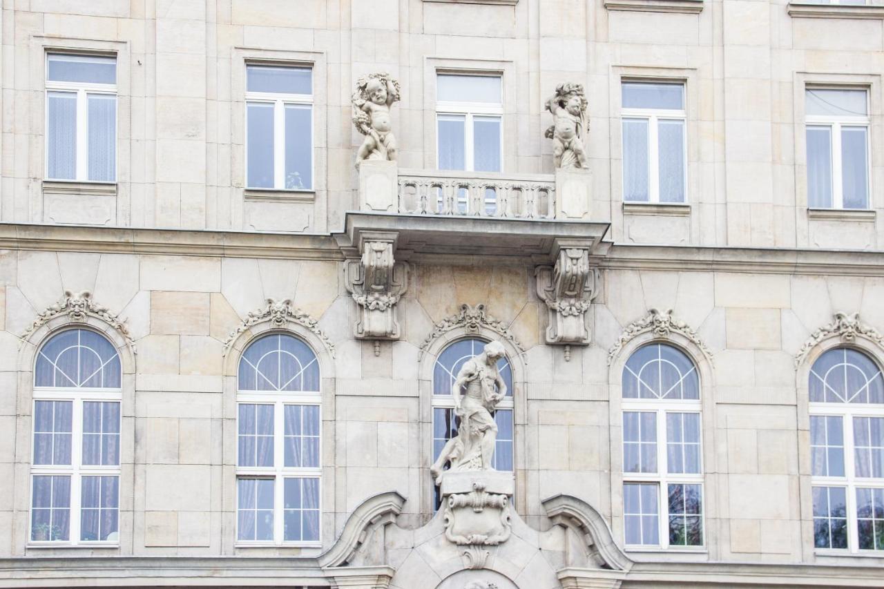 Kopernika Srodmiescie Apartment Warsaw Exterior photo