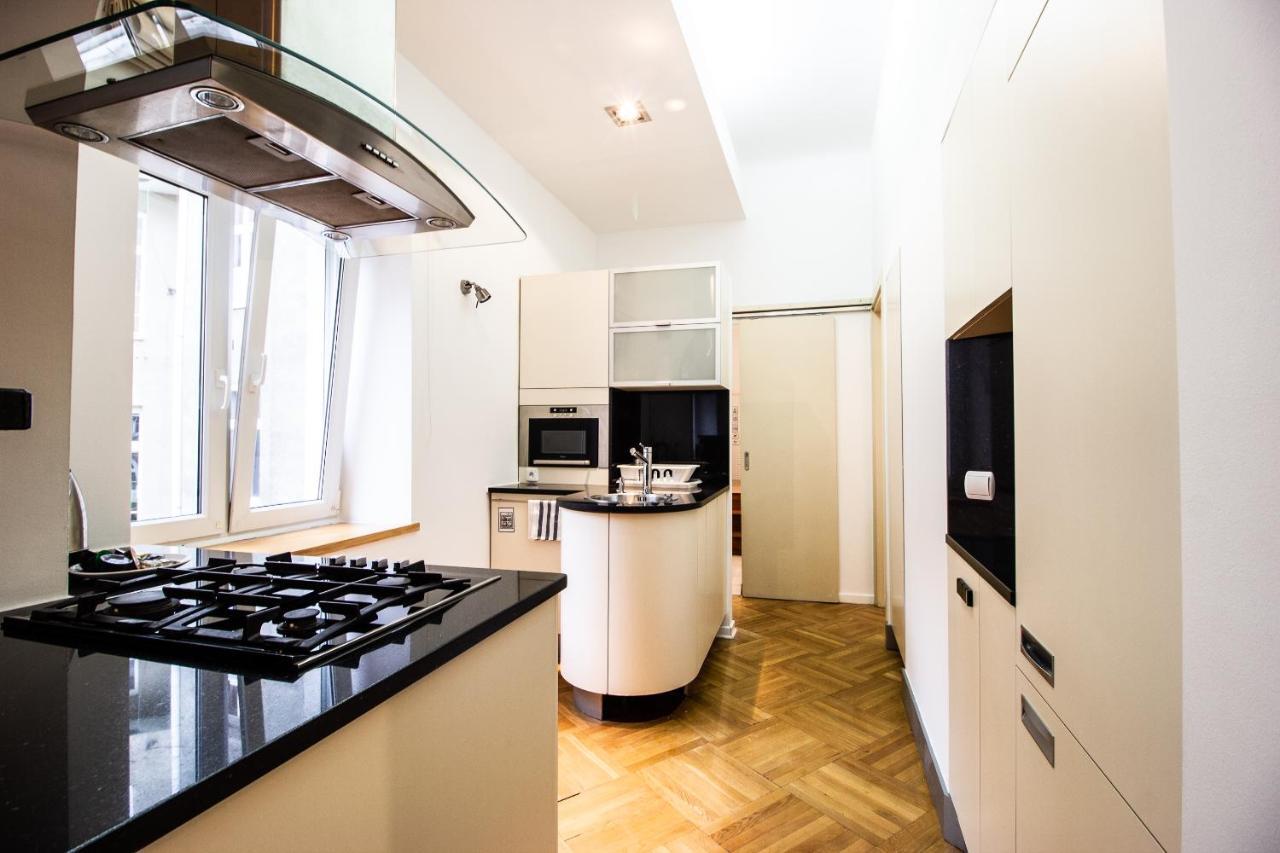 Kopernika Srodmiescie Apartment Warsaw Exterior photo